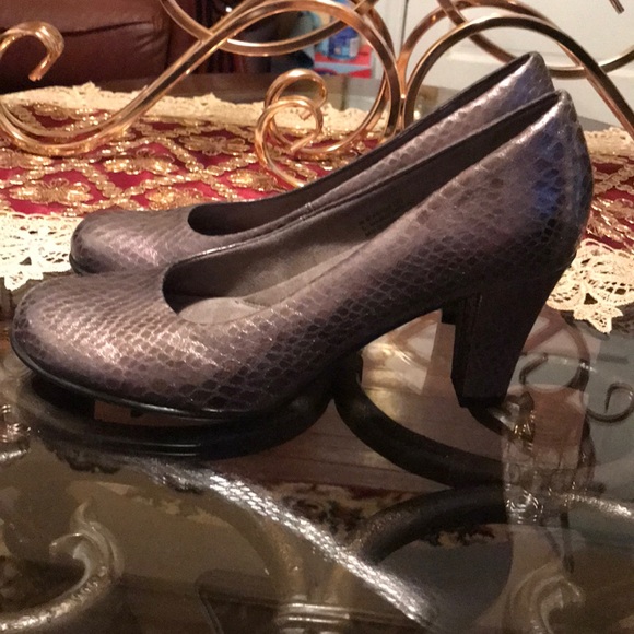 Aerosoles Heelrest shoes - Picture 2 of 4